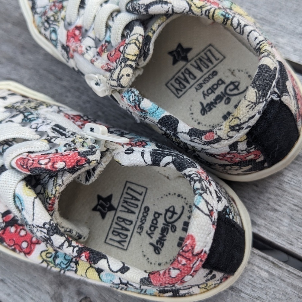 Zara Baby Disney Mickey Toddler Shoes - Picture 5 of 5